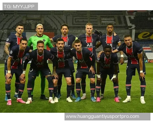 朗斯力压巴黎暂居法甲榜首队报预测其有望争冠 朗斯力压巴黎暂居法甲榜首队报预测其有望争冠