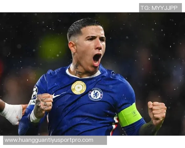 滕哈赫回忆执教阿贾克斯时压制切尔西的辉煌时刻与如今惨败的对比