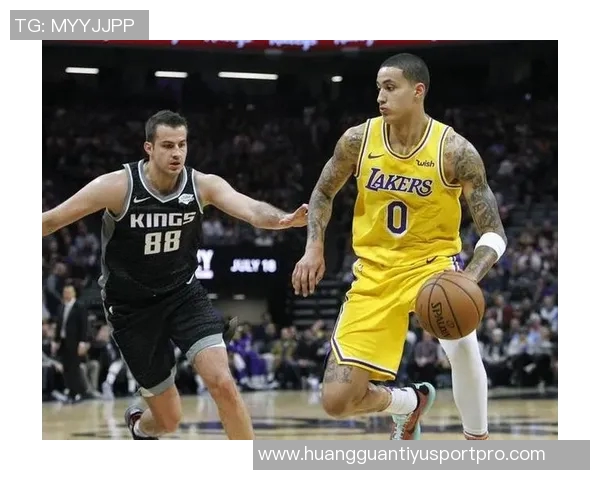 里弗斯确认字母和库兹马缺席对阵活塞库兹马臀部伤势无大碍 里弗斯确认字母和库兹马缺席对阵活塞库兹马臀部伤势无大碍