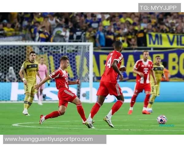 拜仁官方宣布凯恩等六名球员荣获上赛季德国最佳阵容奖杯