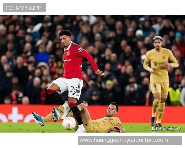 里夫斯谈轮换不足的挑战强调全队拼尽全力应对困难局面