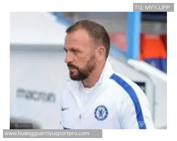 青训教练盛赞埃斯特旺独特天赋称其为足球界的珍宝