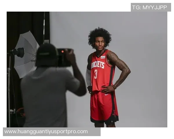 火箭队城市版球衣定妆照拍摄活动邀请季票持有者参与互动盛宴 火箭队城市版球衣定妆照拍摄活动邀请季票持有者参与互动盛宴